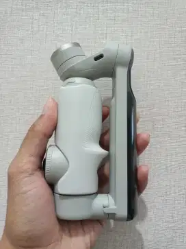 Insta360 FLOW stabilizer