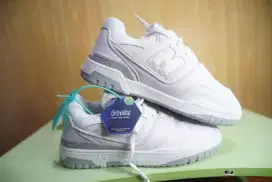 Sepatu NB 550 Grey