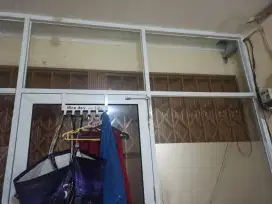 Partisi Kaca Jendela Pintu Ruko Murah