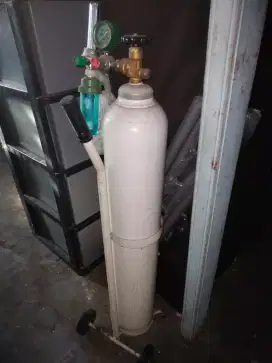 Tabung Oksigen Medis 2m² + Isi + Regulator + Siap Pakai