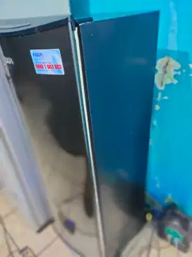 Jual kulkas Aqua 1 pintu normal masih bagus
