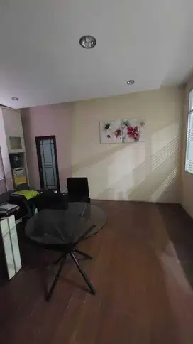 Dijual termurah ruangan kantor di  Apartemen Menteng Square Salemba