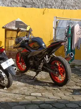 JUAL SANTAI HONDA CBR 150 R FACELIFT