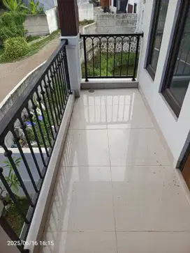 Available 1 unit disblah Swimingpool lokasi nempel Pintu Tol