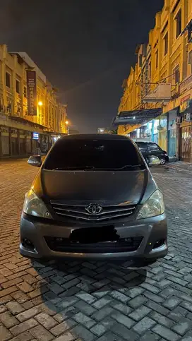Dijual Kijang Innova 2010 2.5 V diesel