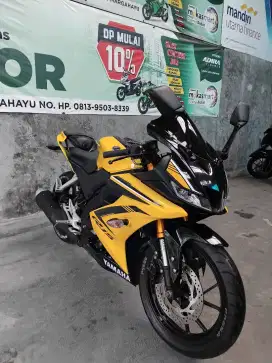 Yamaha R15 v3 2018 Cash & kredit