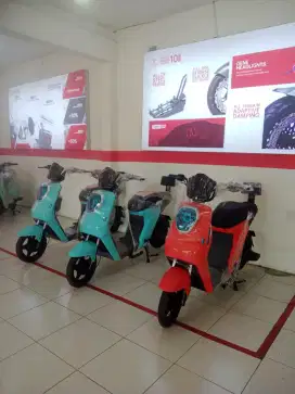 Sepeda Dan Motor Listrik Cash & Kredit Uwinfly M60