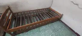 tempat tidur kayu set dgn bawahnya