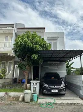 Rumah Siap huni 2 Lantai di ikan2 Dekat Suhat Malang