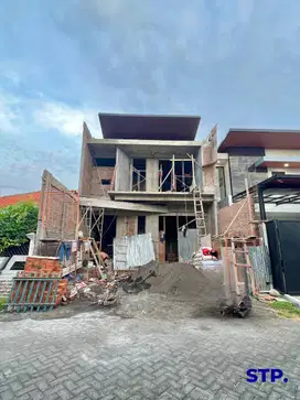 Rumah baru kontemporer Manyar Jaya 2 lantai
