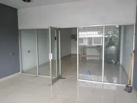 Ruko 3 Lantai Strategis di Gatot Subroto Bandung