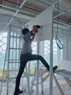 Jasa service elektronik