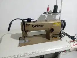 DIJUAL MESIN JAHIT BEKAS KOMPLIT – TINGGAL PAKAI!