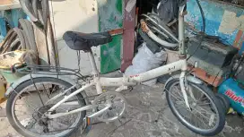 Sepeda Lipat A1 By Dahon