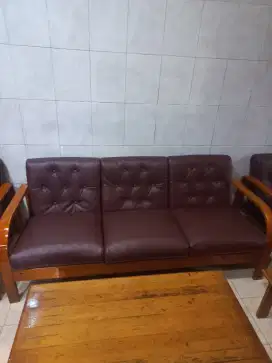 Melayani service sofa sejabodetabek