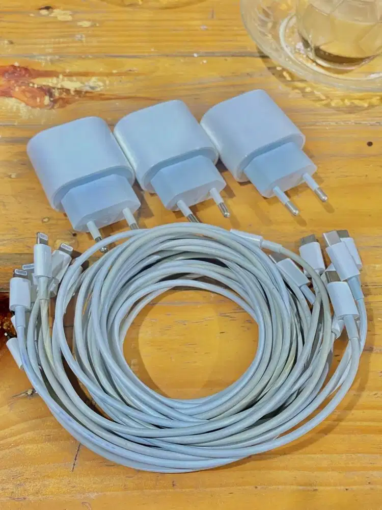 Charger iphone 20wat c to lightning original second copotan