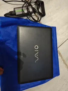 SONY VAIO AMD E450 Radeon Graphic Ram up 8GB & SSD 128GB