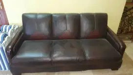 Sofa Kulit Lembut