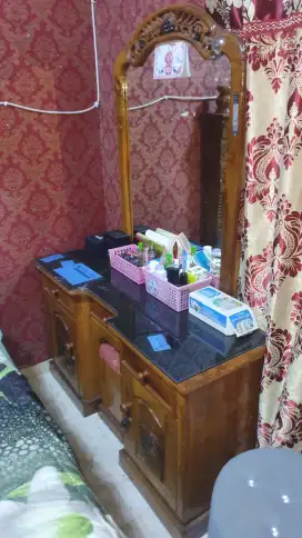 Meja Rias Kayu Jati