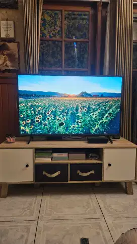 Sony LED TV 4K 43 inch KD-43X75 Like New !