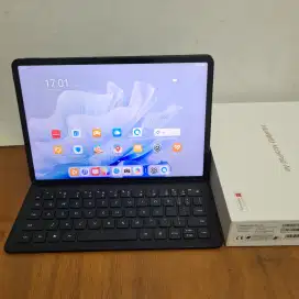 Huawei Matepad Air 8/128 DBY2-W09 plus smart magnetic keyboard