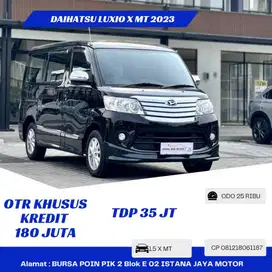 Km 25rb Daihatsu Luxio 1.5 X MT 2023 Hitam