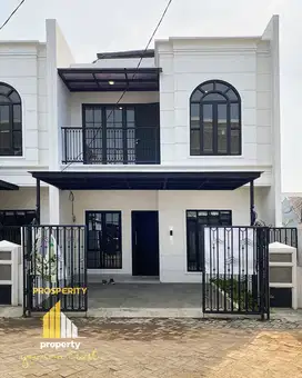 Rumah Brand New Modern Classic Hanya Tersedia 5 Unit di Karang Tengah