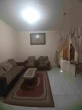 Di Jual rumah di Bulusidokare