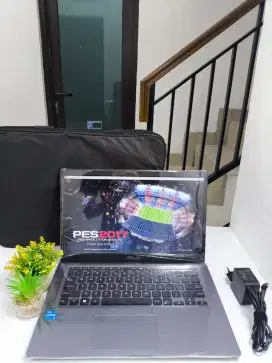 [GEN 11] Laptop Asus Slim Expertbook Pro P1 Ram 8Gb/Ssd 512Gb Nominus