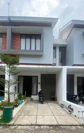 Rumah Minimalis Strategis 7 Menit ke Pintu Tol Parigi Siap KPR J-34785