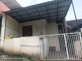 Jarang ada rumah siap huni dekat jl Raya ah Nasution bandung harga 350