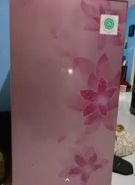 Jual kulkas bkas msih lyak pakai