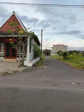 DIJUAL TANAH SETRATEGIS DIJUAL DEKAT GENTAN MANGESTI RAYA