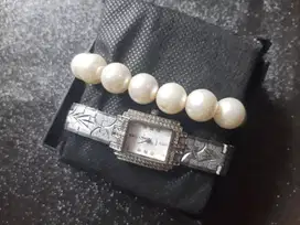 Jam Tangan Wanita Vintage Collection  Fitro* preloved