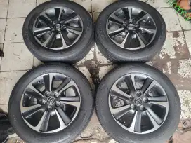 Velg toyota voxy R16 original paket ban bisa innova apv luxio grandmax