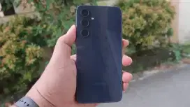 Samsung a35 like a new