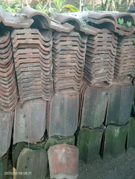 Genteng bekas masih utuh,khualitas bagus