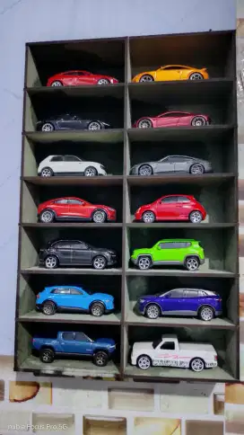Paket Hot wheel koleksi dan rak nya