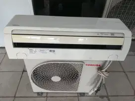 AC THOSIBA 1/2 PK SIAP PASANG
