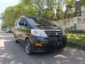 Toyota Alphard 2.4 at 2005