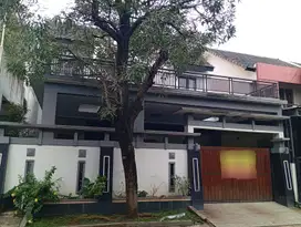 Dijual rumah siap huni 2 lt di Villa Melati Mas, Serpong