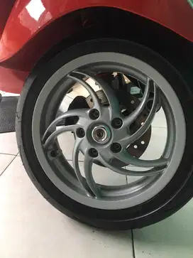 Velg Piaggio Fly Ring 12 + Ban Adx Milleprimo