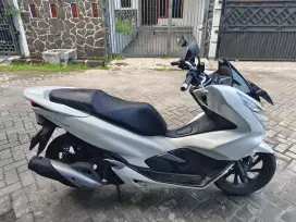 Dijual Motor Honda PCX CBS 2019 - Putih