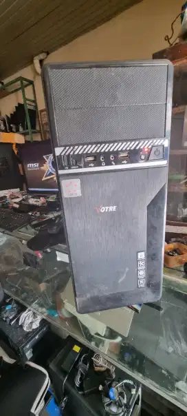 Cpu amd apu A4 4000 ram 8gb hdd 250gb buat admin ato desain kecil2an