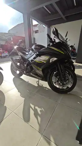 Kawasaki Ninja 250 FI Old ABS tahun 2017
