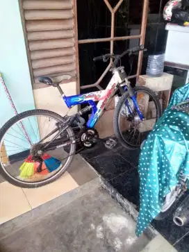 Sepeda bekas shimando