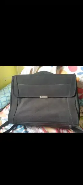Dijual Tas Serbaguna merk ternama Delsey 45x12x35cm