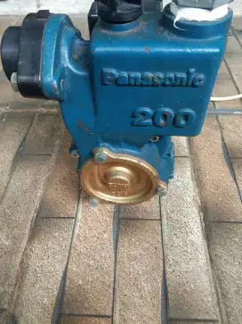 Pompa panasonic seri 200