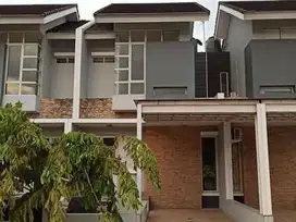 Dijual Cepat NEGO!! Rumah Tinggal Semi Furnise