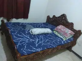 Dijual dipan ukir jati